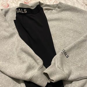 Essentials sweater & legging set